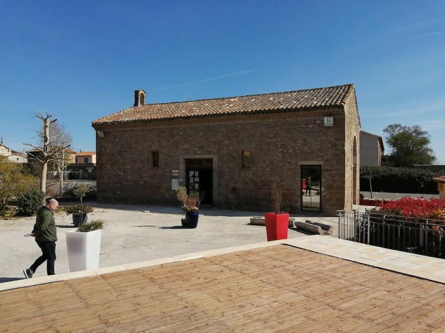 Le Soleil D Eugenie Appartement Dans Residence Avec Piscine Commune Pres De Carcassonne Olonzac Екстериор снимка